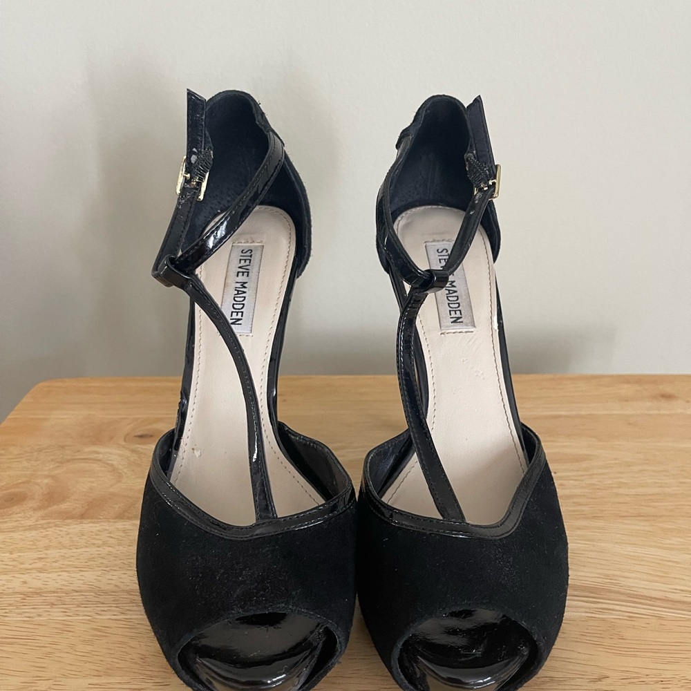 Steve Madden Black Peep-Toe Heels with T-Strap